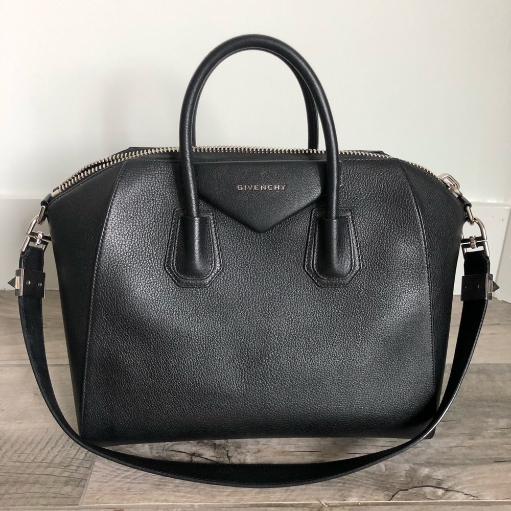 Givenchy Antigona medium, black